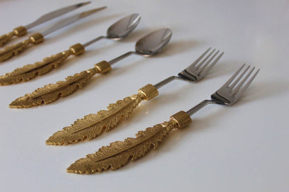 Luxury gold 18 piece cutlery set