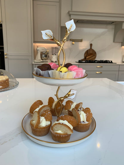 2 tier dessert / afternoon tea stand